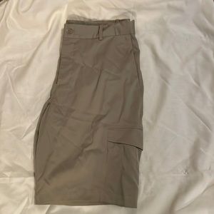 Nike khaki golf shorts